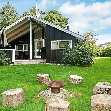 6 Person In Graested-by Traum * Græsted