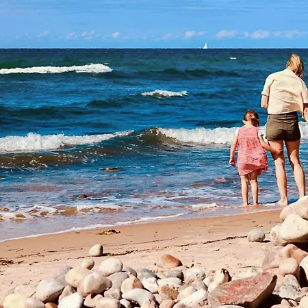 6 Person In Graested-by Traum Græsted