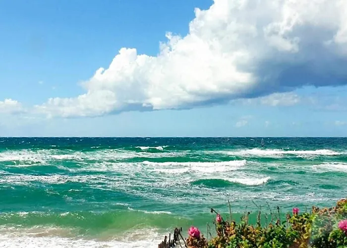 6 Person In Graested-by Traum